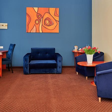 Hotel Royal Гливице Экстерьер фото
